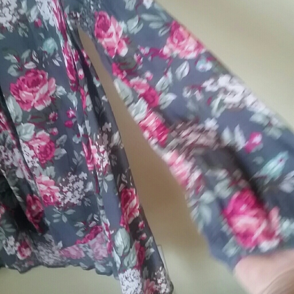 Top - Picture 4 of 5